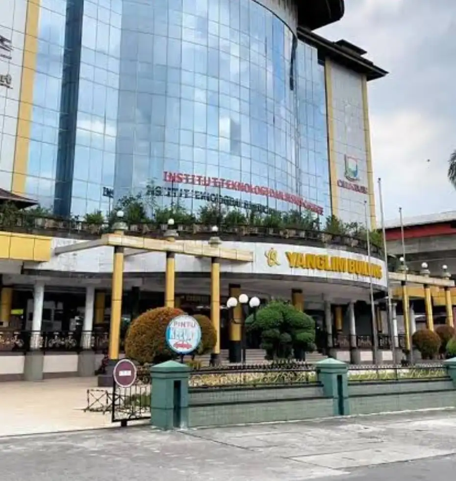 Lokasi Perjudian di Yanglim Plaza Digerebek,Dugaan Sekitar Puluhan Orang Diamankan Polrestabes Medan